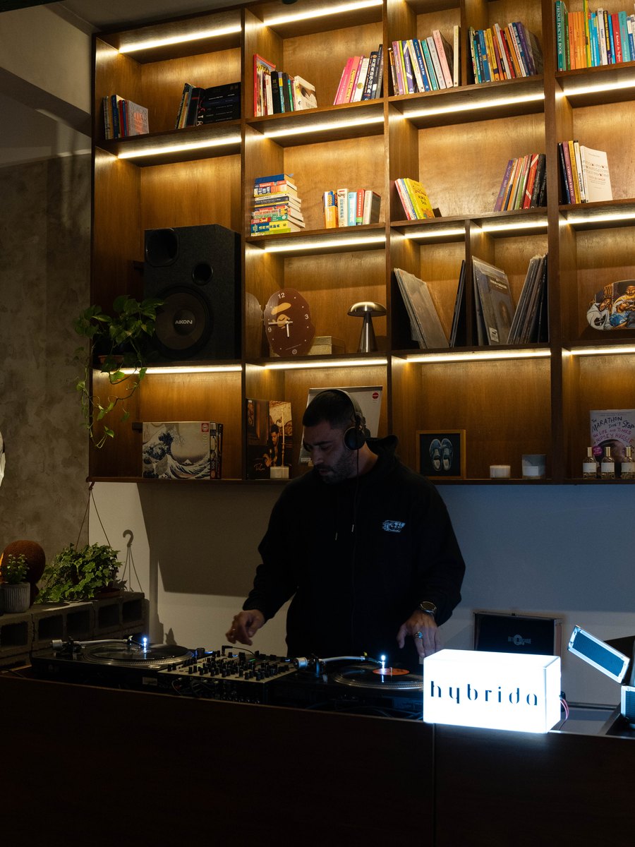 DJ en vivo en HQ