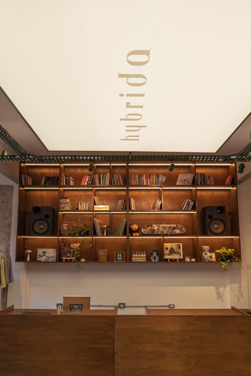 HYBRIDA HQ — biblioteca